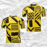 Camiseta Pre Partido del Borussia Dortmund 2022 Amarillo y Negro