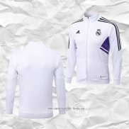 Chaqueta del Real Madrid 2022 2023 Blanco y Purpura