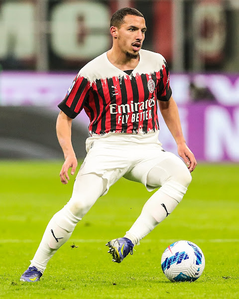 AC MILAN 21-22 CUARTA EQUIPACIÓN